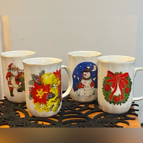 NEW set of 4 Christmas tea cups - Picture 6 of 6